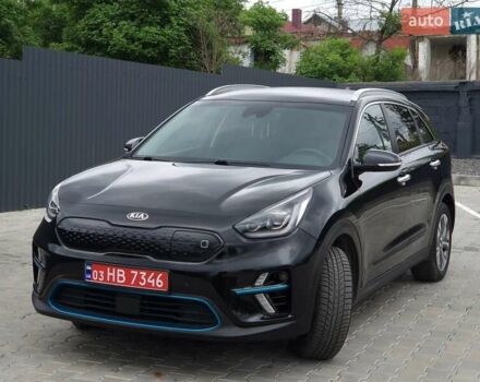 Чорний Кіа Niro, об'ємом двигуна 0 л та пробігом 112 тис. км за 18200 $, фото 2 на Automoto.ua