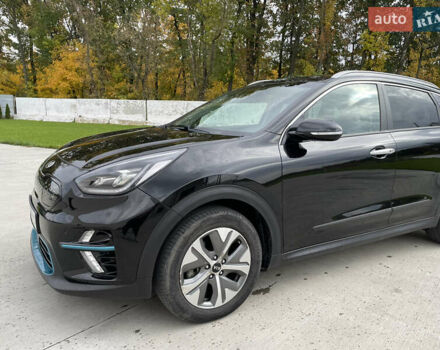 Киа Niro 2019 в Луцке на Automoto.ua Черный Киа Niro, объемом двигателя 0 л и пробегом 127 тыс. км за 19950 $, фото 2 на Automoto.ua