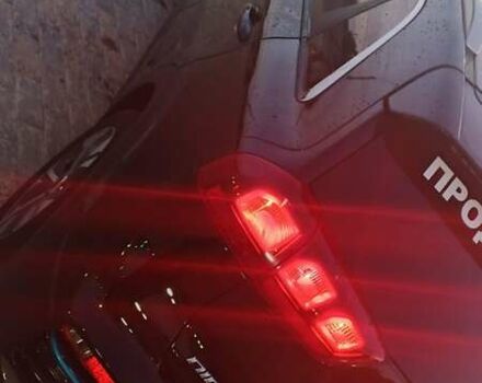 Черный Киа Niro, объемом двигателя 0 л и пробегом 127 тыс. км за 15500 $, фото 4 на Automoto.ua