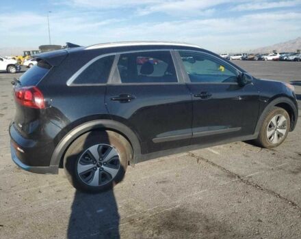 Чорний Кіа Niro, об'ємом двигуна 0 л та пробігом 94 тис. км за 3800 $, фото 2 на Automoto.ua