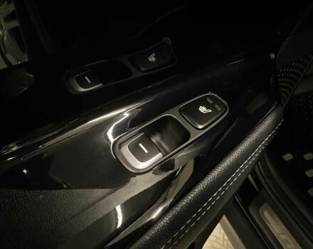 Черный Киа Niro, объемом двигателя 0 л и пробегом 155 тыс. км за 13700 $, фото 14 на Automoto.ua