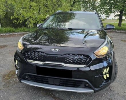 Чорний Кіа Niro, об'ємом двигуна 0 л та пробігом 78 тис. км за 11900 $, фото 2 на Automoto.ua