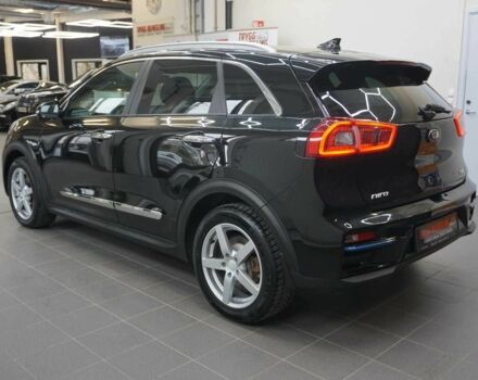 Кіа Niro 2019 у Києві на Automoto.ua Чорний Кіа Niro, об'ємом двигуна 0 л та пробігом 158 тис. км за 14200 $, фото 3 на Automoto.ua