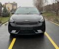 Чорний Кіа Niro, об'ємом двигуна 1.58 л та пробігом 125 тис. км за 13000 $, фото 4 на Automoto.ua