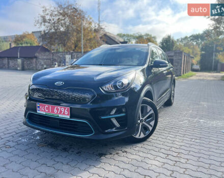 Киа Niro 2019 в Львове на Automoto.ua Черный Киа Niro, объемом двигателя 0 л и пробегом 58 тыс. км за 17000 $, фото 1 на Automoto.ua