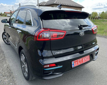 Чорний Кіа Niro, об'ємом двигуна 0 л та пробігом 139 тис. км за 18900 $, фото 7 на Automoto.ua