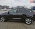 Чорний Кіа Niro, об'ємом двигуна 0 л та пробігом 165 тис. км за 16200 $, фото 7 на Automoto.ua