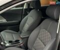 Черный Киа Niro, объемом двигателя 1.58 л и пробегом 60 тыс. км за 16897 $, фото 15 на Automoto.ua