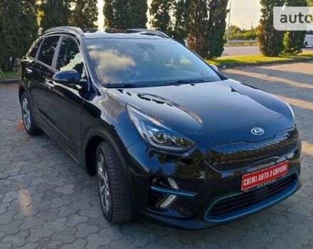 Чорний Кіа Niro, об'ємом двигуна 0 л та пробігом 105 тис. км за 19099 $, фото 15 на Automoto.ua