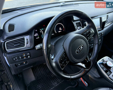 Черный Киа Niro, объемом двигателя 0 л и пробегом 71 тыс. км за 18999 $, фото 21 на Automoto.ua