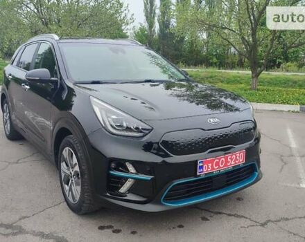 Чорний Кіа Niro, об'ємом двигуна 0 л та пробігом 105 тис. км за 19499 $, фото 16 на Automoto.ua