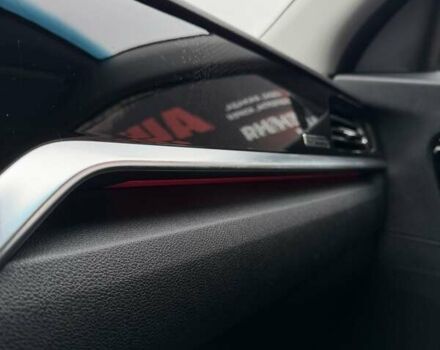 Чорний Кіа Niro, об'ємом двигуна 0 л та пробігом 165 тис. км за 18800 $, фото 25 на Automoto.ua