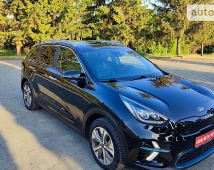 Чорний Кіа Niro, об'ємом двигуна 0 л та пробігом 105 тис. км за 19099 $, фото 34 на Automoto.ua