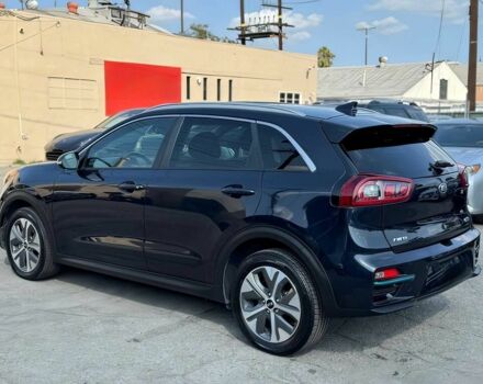 Чорний Кіа Niro, об'ємом двигуна 0 л та пробігом 45 тис. км за 13000 $, фото 5 на Automoto.ua