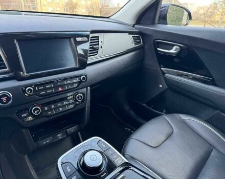 Киа Niro 2019 в Киеве на Automoto.ua Черный Киа Niro, объемом двигателя 0 л и пробегом 107 тыс. км за 15600 $, фото 7 на Automoto.ua