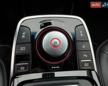 Чорний Кіа Niro, об'ємом двигуна 0 л та пробігом 165 тис. км за 18800 $, фото 22 на Automoto.ua