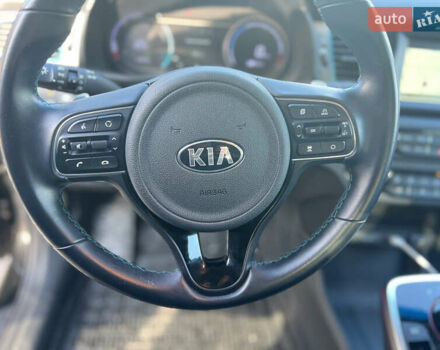 Киа Niro 2019 в Львове на Automoto.ua Черный Киа Niro, объемом двигателя 0 л и пробегом 58 тыс. км за 17000 $, фото 22 на Automoto.ua