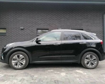 Киа Niro 2019 в Киеве на Automoto.ua Черный Киа Niro, объемом двигателя 0 л и пробегом 120 тыс. км за 11500 $, фото 6 на Automoto.ua