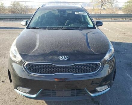 Чорний Кіа Niro, об'ємом двигуна 0 л та пробігом 94 тис. км за 3800 $, фото 4 на Automoto.ua