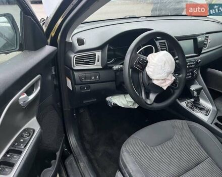 Черный Киа Niro, объемом двигателя 1.6 л и пробегом 233 тыс. км за 8400 $, фото 9 на Automoto.ua