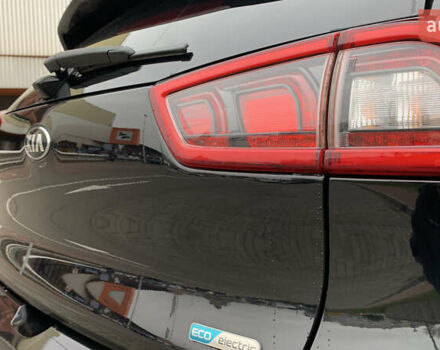 Чорний Кіа Niro, об'ємом двигуна 0 л та пробігом 159 тис. км за 17999 $, фото 30 на Automoto.ua