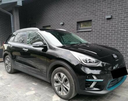 Киа Niro 2019 в Киеве на Automoto.ua Черный Киа Niro, объемом двигателя 0 л и пробегом 120 тыс. км за 11500 $, фото 1 на Automoto.ua