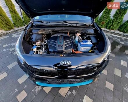 Черный Киа Niro, объемом двигателя 0 л и пробегом 89 тыс. км за 19899 $, фото 1 на Automoto.ua