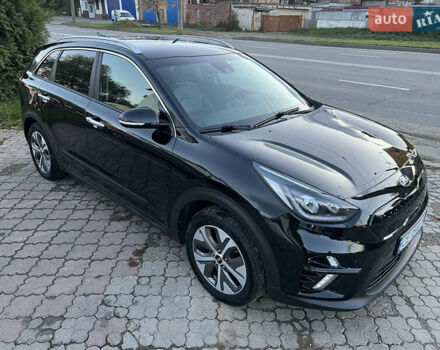 Черный Киа Niro, объемом двигателя 0 л и пробегом 95 тыс. км за 18300 $, фото 12 на Automoto.ua