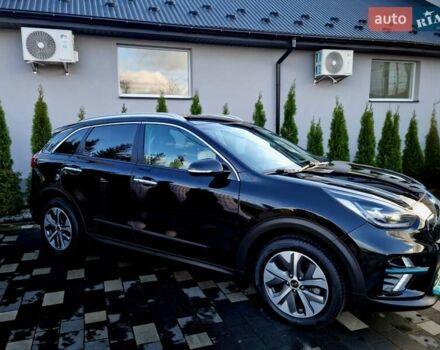 Черный Киа Niro, объемом двигателя 0 л и пробегом 89 тыс. км за 19899 $, фото 38 на Automoto.ua