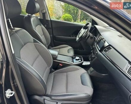 Киа Niro 2019 в Виннице на Automoto.ua Черный Киа Niro, объемом двигателя 0 л и пробегом 108 тыс. км за 15900 $, фото 7 на Automoto.ua