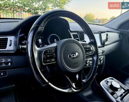 Черный Киа Niro, объемом двигателя 0 л и пробегом 124 тыс. км за 16950 $, фото 47 на Automoto.ua