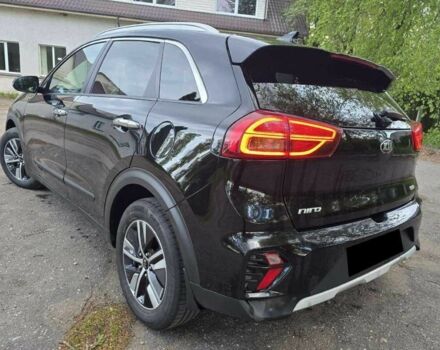 Чорний Кіа Niro, об'ємом двигуна 0 л та пробігом 78 тис. км за 11900 $, фото 3 на Automoto.ua