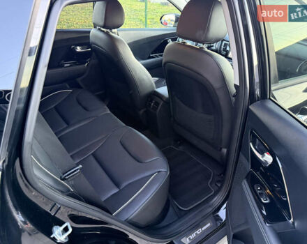 Черный Киа Niro, объемом двигателя 0 л и пробегом 71 тыс. км за 18999 $, фото 32 на Automoto.ua