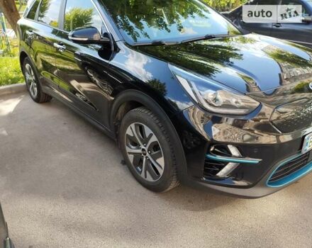 Чорний Кіа Niro, об'ємом двигуна 0 л та пробігом 154 тис. км за 22000 $, фото 65 на Automoto.ua