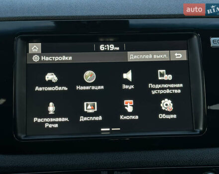 Чорний Кіа Niro, об'ємом двигуна 0 л та пробігом 93 тис. км за 18700 $, фото 74 на Automoto.ua