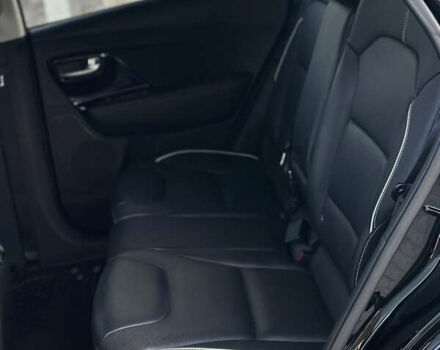 Чорний Кіа Niro, об'ємом двигуна 0 л та пробігом 93 тис. км за 18700 $, фото 47 на Automoto.ua