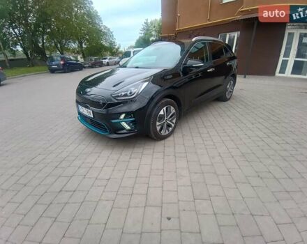 Черный Киа Niro, объемом двигателя 0 л и пробегом 156 тыс. км за 16999 $, фото 8 на Automoto.ua