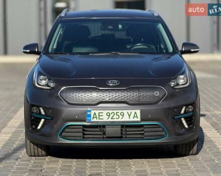 Чорний Кіа Niro, об'ємом двигуна 0 л та пробігом 137 тис. км за 22000 $, фото 1 на Automoto.ua