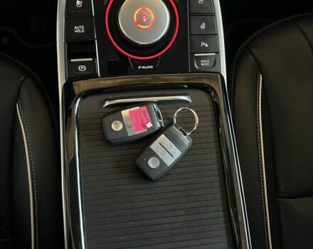 Чорний Кіа Niro, об'ємом двигуна 0 л та пробігом 141 тис. км за 17400 $, фото 7 на Automoto.ua