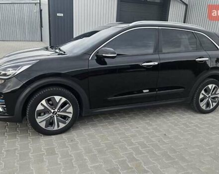Чорний Кіа Niro, об'ємом двигуна 0 л та пробігом 120 тис. км за 21500 $, фото 13 на Automoto.ua