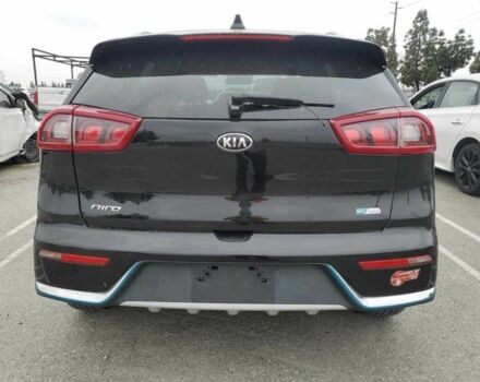 Черный Киа Niro, объемом двигателя 1.6 л и пробегом 70 тыс. км за 13000 $, фото 2 на Automoto.ua