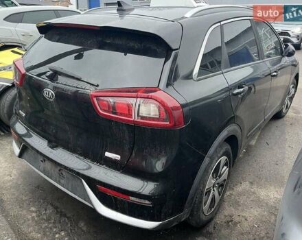 Черный Киа Niro, объемом двигателя 1.6 л и пробегом 233 тыс. км за 8400 $, фото 3 на Automoto.ua