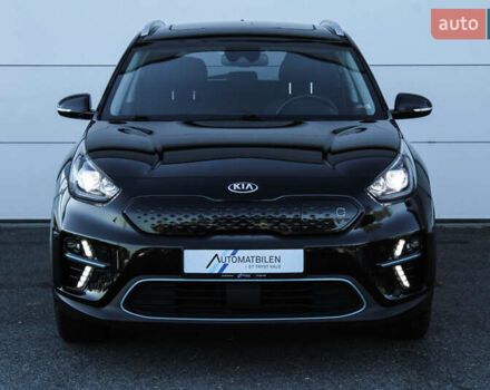 Черный Киа Niro, объемом двигателя 0 л и пробегом 31 тыс. км за 15500 $, фото 3 на Automoto.ua