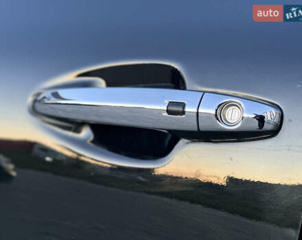 Чорний Кіа Niro, об'ємом двигуна 0 л та пробігом 93 тис. км за 18700 $, фото 20 на Automoto.ua