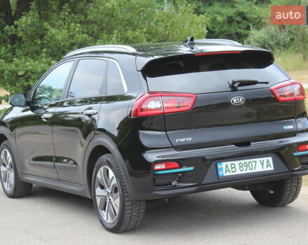 Чорний Кіа Niro, об'ємом двигуна 0 л та пробігом 78 тис. км за 19799 $, фото 20 на Automoto.ua