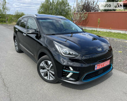 Чорний Кіа Niro, об'ємом двигуна 0 л та пробігом 139 тис. км за 18900 $, фото 3 на Automoto.ua