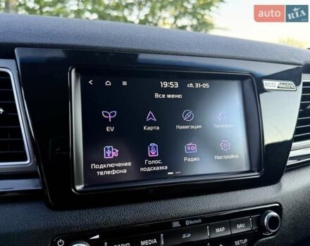 Черный Киа Niro, объемом двигателя 0 л и пробегом 124 тыс. км за 16950 $, фото 60 на Automoto.ua