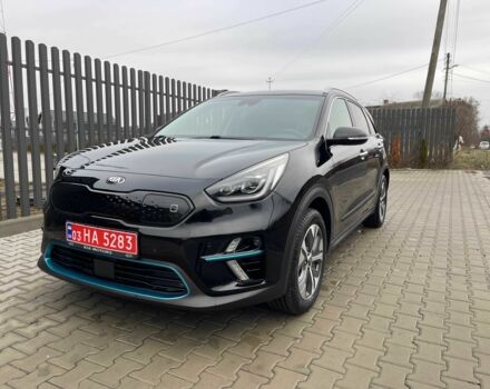 Черный Киа Niro, объемом двигателя 0 л и пробегом 86 тыс. км за 17850 $, фото 1 на Automoto.ua