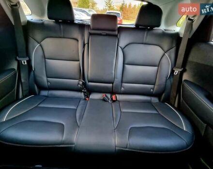 Черный Киа Niro, объемом двигателя 0 л и пробегом 89 тыс. км за 19899 $, фото 60 на Automoto.ua