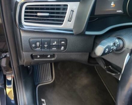 Черный Киа Niro, объемом двигателя 0 л и пробегом 140 тыс. км за 18879 $, фото 9 на Automoto.ua